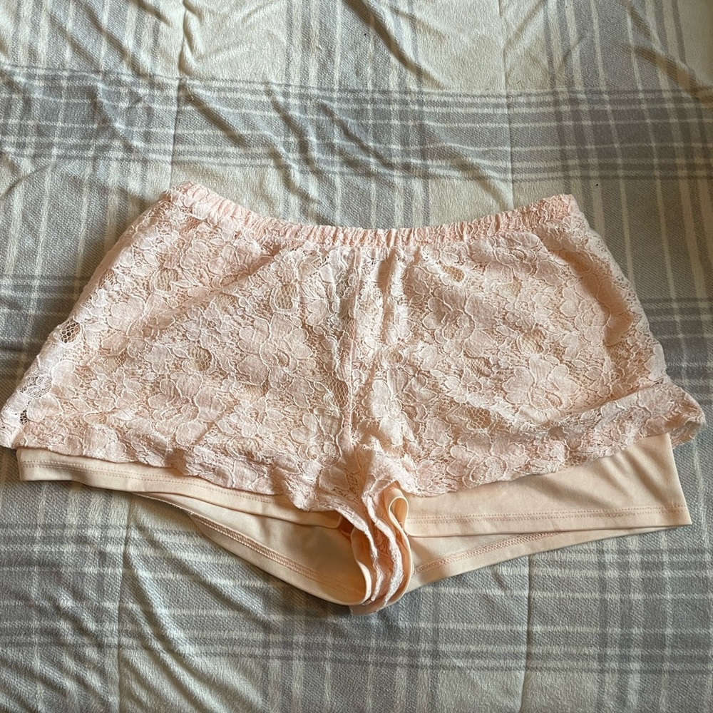 forever 21 lace shorts A size small